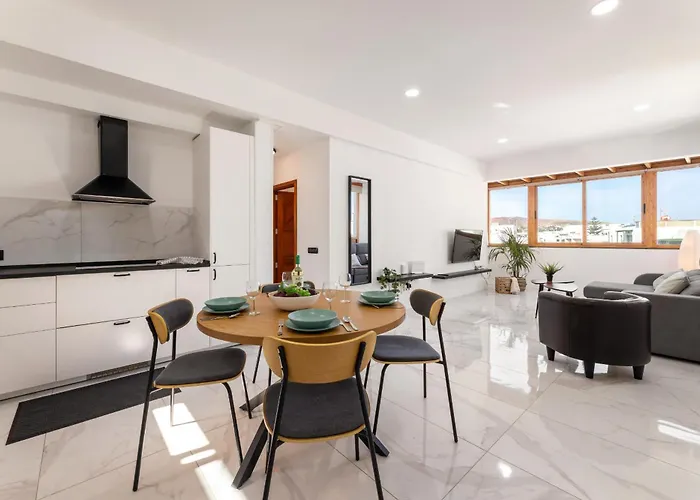 アパート Fatima By Escape